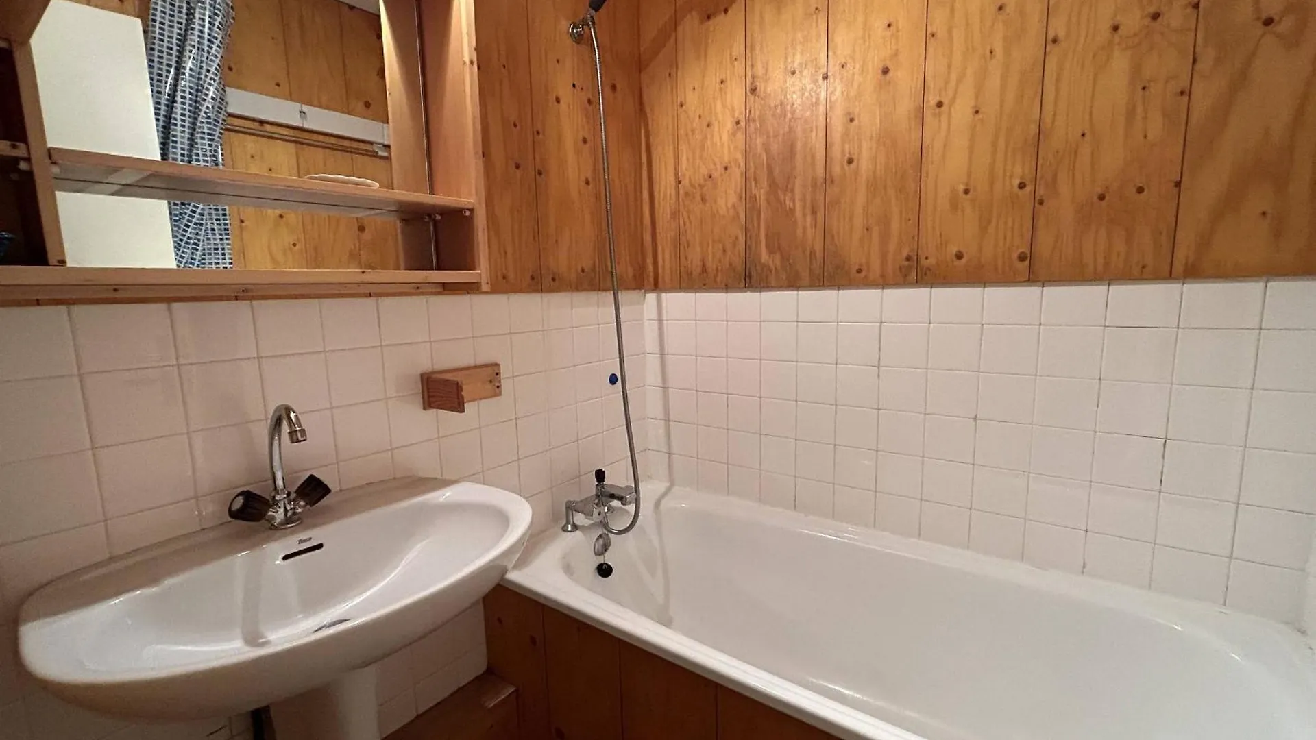 Studio Meribel Mottaret, Skis Aux Pieds, Wifi, Balcon - Fr-1-355-249 Les Allues